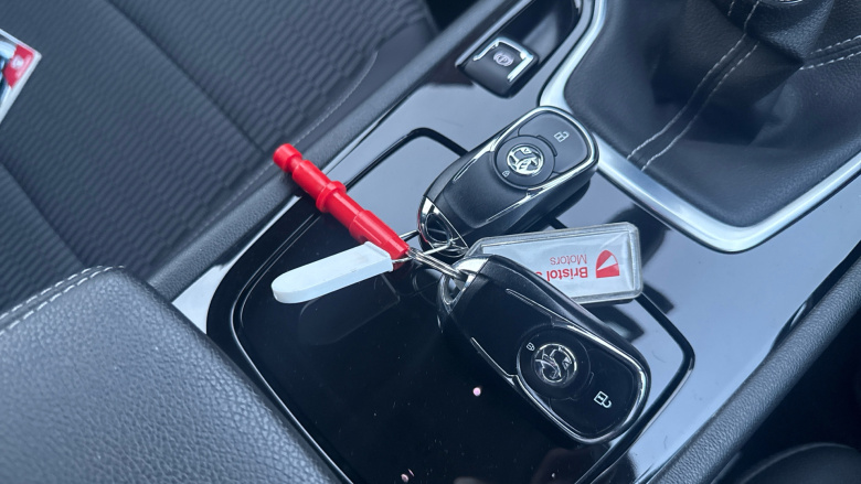 Vauxhall Insignia 1.6 Turbo D [136] Tech Line Nav 5dr Diesel Hatchback